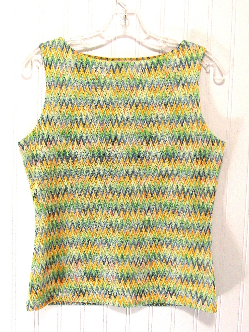 Yellow Green Blue Chevron Sleeveless Pull-on Top, NWOT, Size M/L